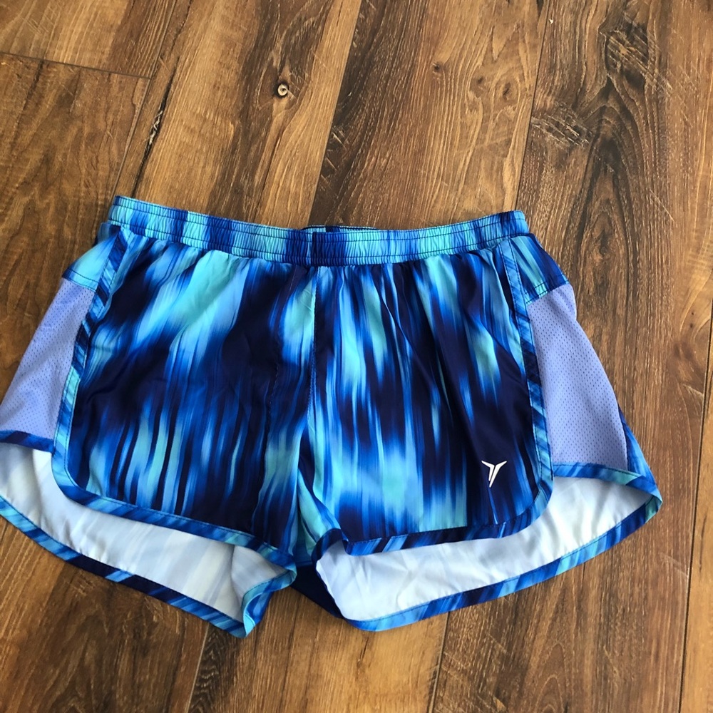 OLD NAVY ⚓️ shorts!! Great condition